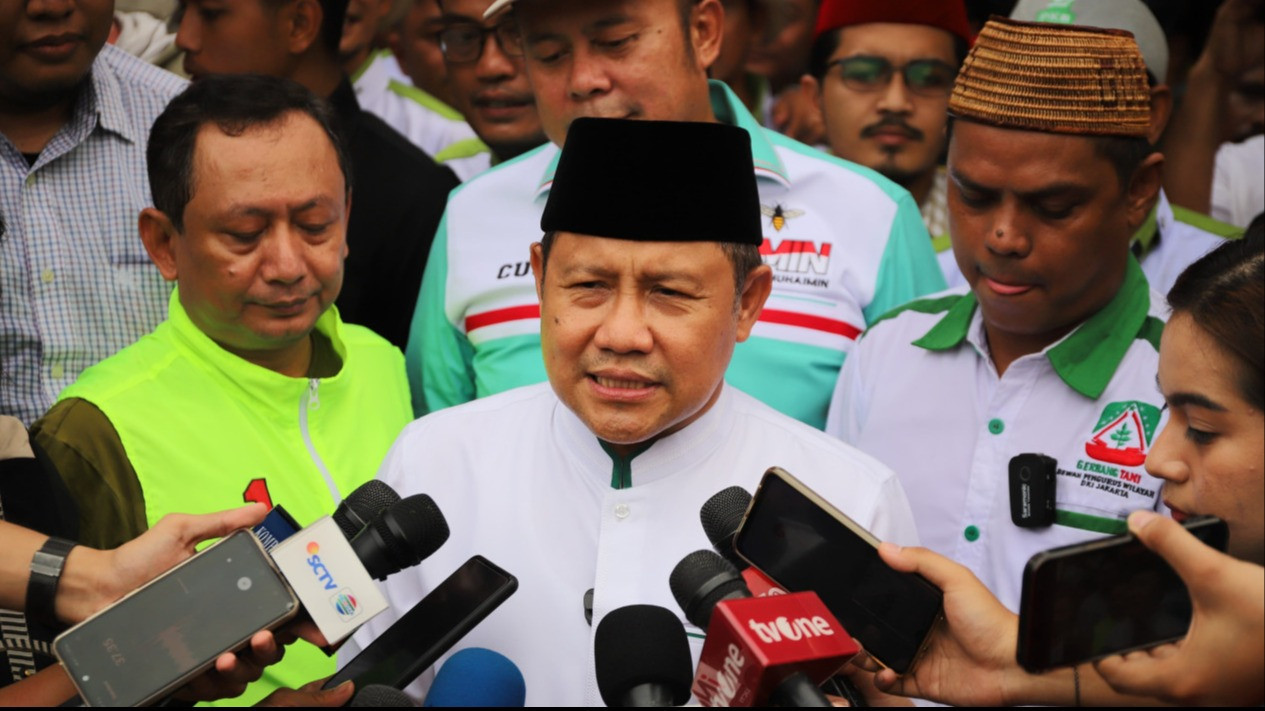 Terungkap Gerakan Politik yang Ingin Hentikan Dukungan Kiai-kiai NU pada Pasangan AMIN, Muhaimin Ungkap Modusnya: Ditawari Uang Besar!
            - galeri foto