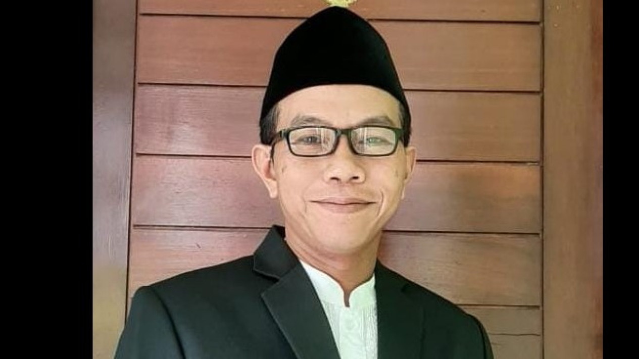 KAHMI Bali Minta Aparat Hukum Kaji Pernyataan Arya Wedakarna Soal Frontliner dan Penutup 
            - galeri foto