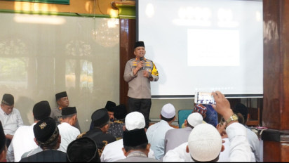 Polresta Sidoarjo dengan Tokoh MUI Sidoarjo Bahas Pemilu Damai