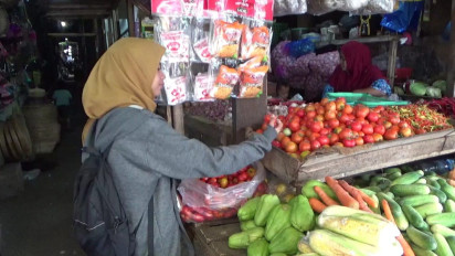 Dampak Cuaca Panas Picu Harga Tomat di Probolinggo Melambung Tinggi 