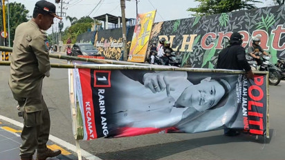 Bawaslu dan Satpol PP Kota Madiun Tertibkan Ratusan APK yang Melanggar Aturan