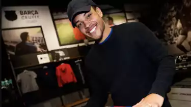 Vitor Roque Pakai Nomor Lionel Messi di Barcelona