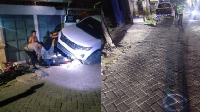 Belok Mendadak, Pemotor asal Surabaya Tewas Tertabrak Mobil di Gresik