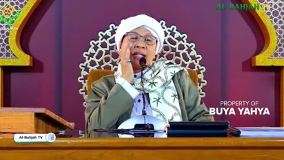 Awas Keliru, Saat Wudhu Lupa Sudah Basuh Tiga Kali atau Belum, Sahkah Wudhunya? Buya Yahya Tegaskan Hukumnya...