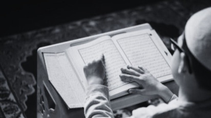 Tafsir Al-Qur'an, Surah Al Baqarah Ayat 12: Sesungguhnya Merekalah yang Berbuat Kerusakan