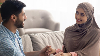 Kenapa Setelah Menikah Istri Terlihat Kalah Cantik Dibanding Wanita Lain? Ustaz ini Ungkap Alasannya, Ternyata…