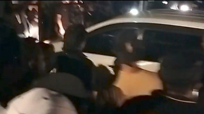 Viral, Tiga Pelaku Begal Terjebak di Dalam Mobil Saat Merampok Sopir Grab di Ubud 