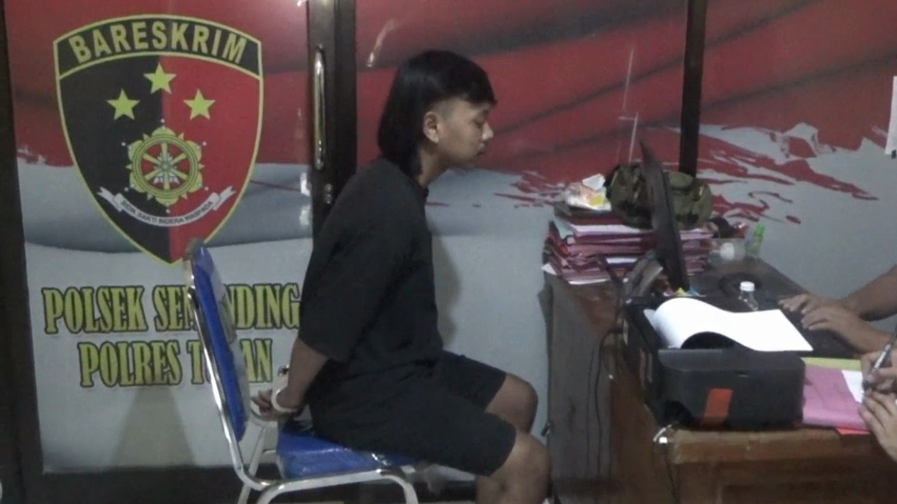Tersinggung Merasa Dipelototi, Dua Remaja di Tuban Nekat Bacok Pengunjung Warung Kopi
            - galeri foto