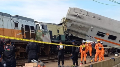 Detik-detik Kecelakaan Kereta Api di Cicalengka, Terdengar Ledakan Keras dan Penumpang Ketakutan Keluar Gerbong