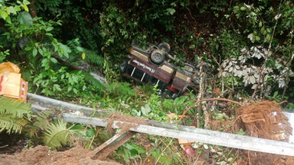 Sopir Ngantuk, Bus STT Terjun ke Jurang di Taput, 2 Tewas, 1 Luka Berat dan 11 Luka-luka