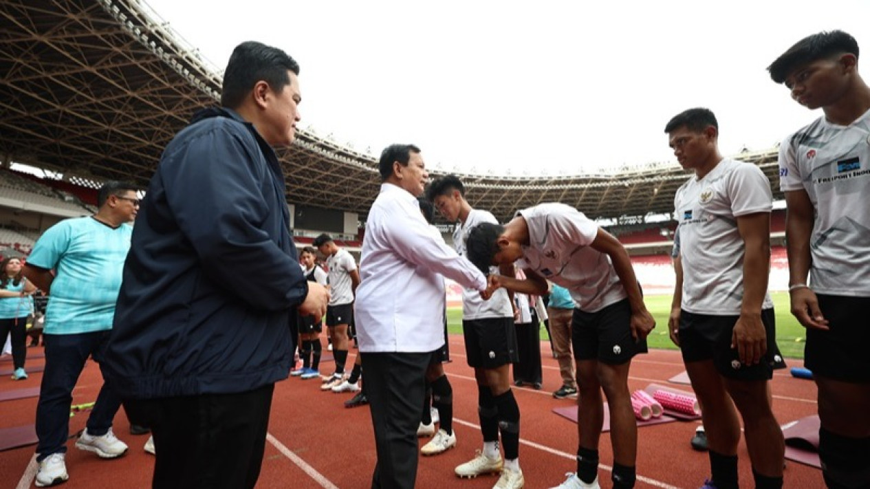 Ketum PSSI Erick Thohir Kirim Angin Segar untuk Prabowo Subianto, Ini Buktinya
            - galeri foto