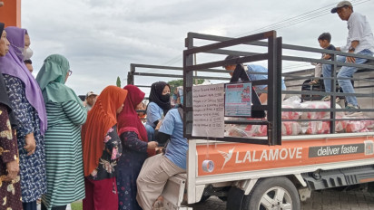 Demi Menang Satu Putaran, Relawan Prabowo-Gibran Gencarkan Pasar Sembako Murah, Cari Simpati Warga
