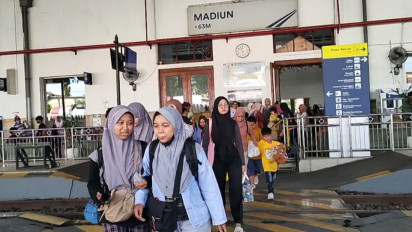 Meningkat 16 Persen, PT KAI Daop 7 Madiun Angkut 146.607 Penumpang Selama Natal dan Tahun Baru