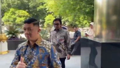 KPK Periksa 2 Orang Dekat Eks Wamenkumham Eddy Hiariej