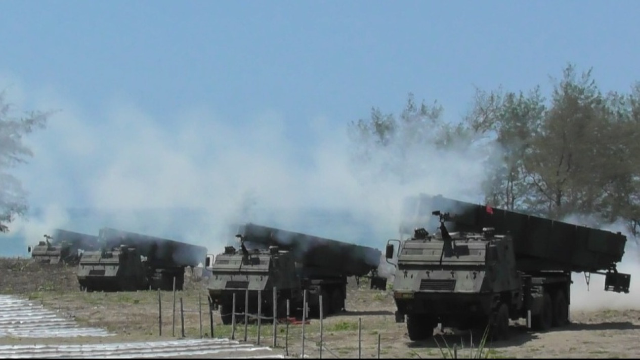 Prabowo Bilang Indonesia Jangan Bernasib Seperti Gaza, Bila Militer Indonesia Lawan Israel, Siapa Lebih Unggul? 
            - galeri foto