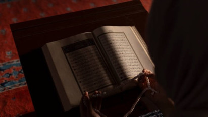 Bacaan Al-Qur'an Surat Al-A'raf ayat 26-30 Lengkap Tulisan Arab, Latin, dan Artinya