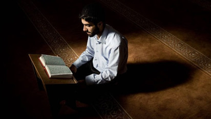 Bacaan Al-Qur'an Surat Al-A'raf ayat 36-40 Lengkap Tulisan Arab, Latin, dan Artinya