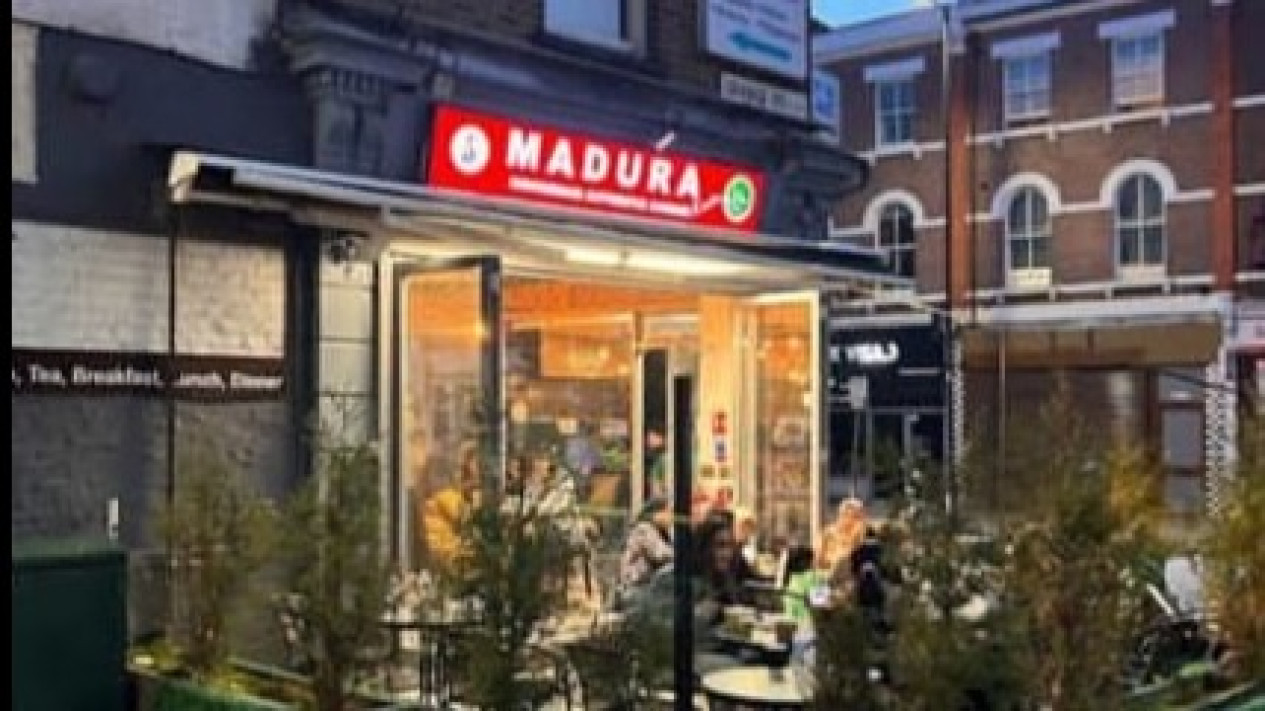 Restoran Madura di Kota London Inggris yang Nendang di Lidah Cita Rasanya
            - galeri foto