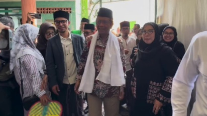 Ramai-ramai Rakyat Pasuruan Teriak 'Omon-omon' saat Mahfud Senggol Demokrasi Curang