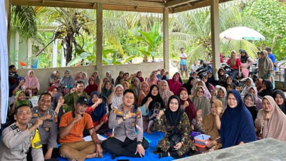 Satgas Emak-emak Tangkal Money Politik di Riau