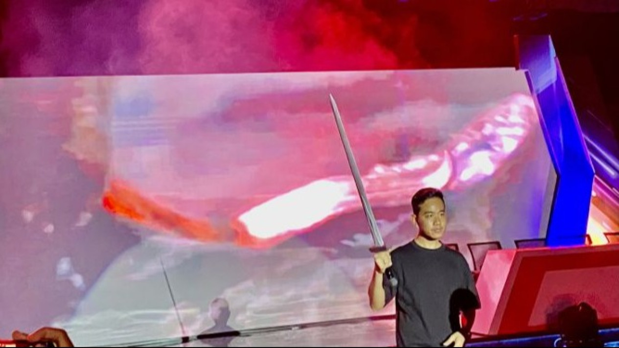 Buka Kompetisi e-sport Mobile Legend Championship, Gibran: Dukung Anak Muda Kreatif
            - galeri foto