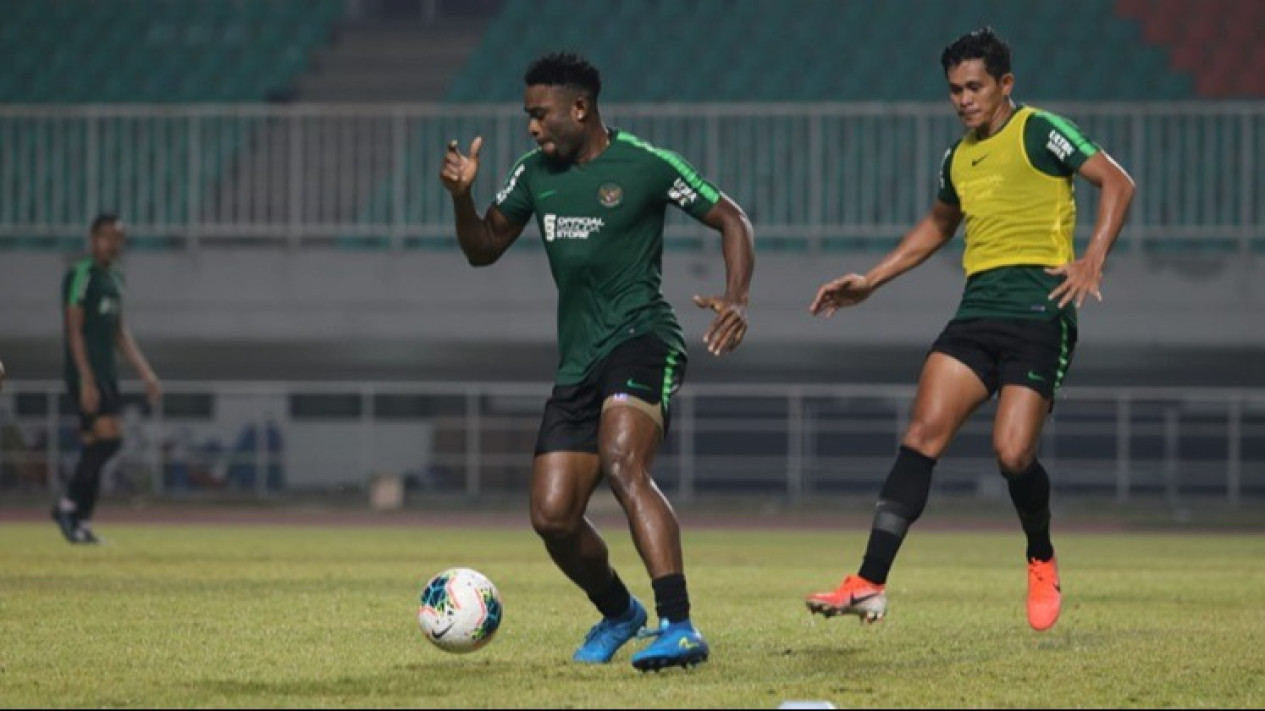 Pemain Naturalisasi Ini Buat Pengakuan Mengejutkan, Bilang Kalau Malaysia Lebih Baik dari Timnas Indonesia karena...
            - galeri foto