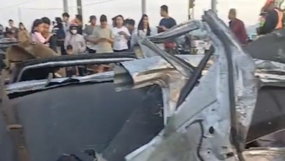 Mobil Ditabrak Kereta Api Gaya Baru Malam Selatan di Klaten, 2 Orang Meninggal Dunia