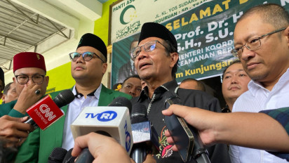 Pidato Mahfud MD Isinya Menggetarkan Jiwa: yang di Atas Kita Sikat, Yang di Bawah Kita Lindungi
