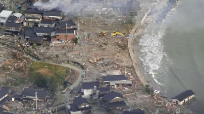 Tsunami di Jepang Sapu 190 Hektar Lahan di Tiga Kota