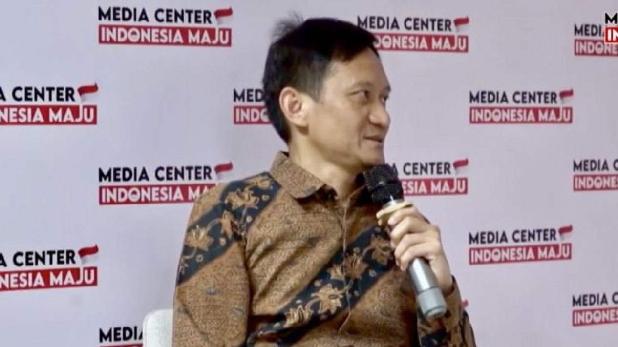 Bukan Umur, Ini Tiga Hal Terpenting yang Harus Dicek Saat Pemerintah Beli Alat Perang
            - galeri foto