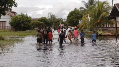 Ratusan Rumah di Singkawang Terendam Banjir, Warga Singgung Kepekaan Pemerintah