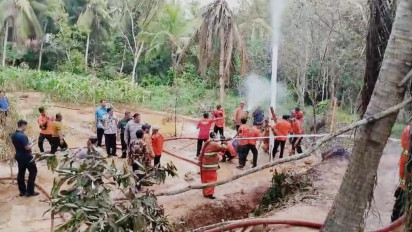 Sumur Bor Semburkan Api Setinggi 15 Meter di Pamekasan Akhirnya Padam, Polisi Harap Warga Tak Mendekat