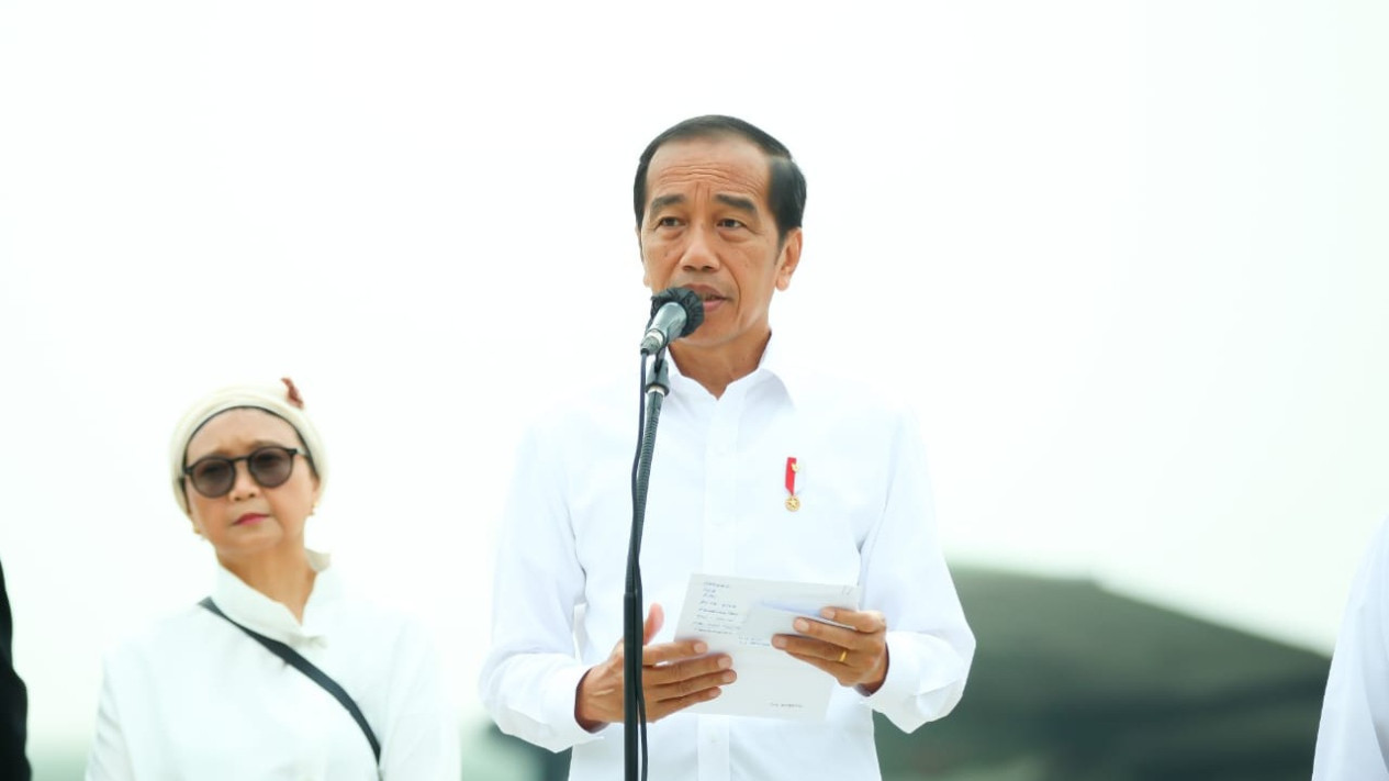 Sekda Takalar Jual Nama Jokowi Sebut Akan Angkat Jutaan PNS Jika Prabowo-Gibran Menang Pilpres, Ini Reaksi Istana
            - galeri foto