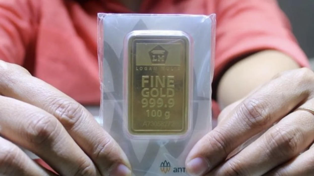 Harga Emas Antam Hari Ini 9 April 2026 Turun Lagi Rp50.000, Kini Sentuh Angka Rp2.850.000 per Gram
            - galeri foto