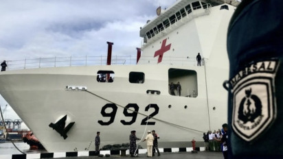 KRI dr. Radjiman Akhirnya Berangkat, Antar Bantuan untuk Palestina