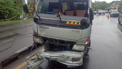 Bus Rombongan Wisata Asal Garut Kecelakaan di Kulon Progo, Sopir dan Belasan Penumpang Luka Ringan