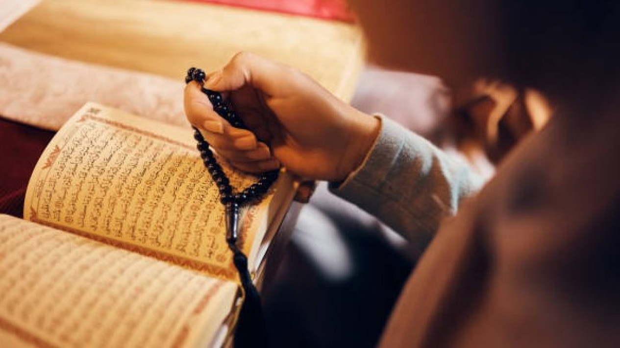 Bacaan Al-Qur'an Surat Al-A'raf ayat 111-115 Lengkap Tulisan Arab, Latin, dan Artinya
            - galeri foto