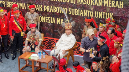 Telak! Kunjungi Masyarakat Dayak di Pontianak, Prabowo Subianto Dihadapkan Keluhan soal Budaya dan Pendidikan