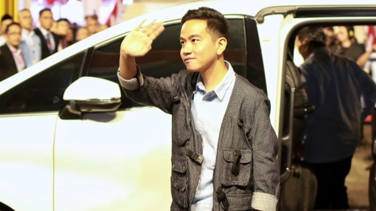 PDIP Minta Gibran Mundur dari Jabatan Wali Kota Surakarta, Begini Respons TKN
            - galeri foto