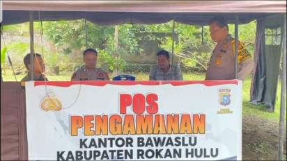 Jaga Netralitas, Polres Rokan Hulu Bekali Personel dengan Buku Saku Pemilu