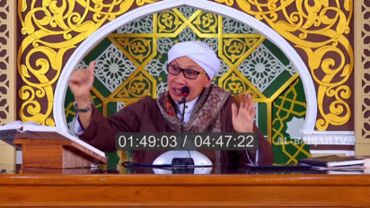 Suami Sentuh Istri Apakah Membatalkan Wudhu? Ternyata Buya Yahya Tegaskan Itu Termasuk...