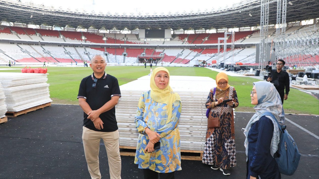 Rangkaian Harlah NU dan Muslimat Rampung Terlaksana, Khofifah Cek Kebersihan GBK Pastikan Tak Tinggalkan Sampah
            - galeri foto