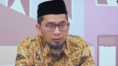 Meski Saling Kenal, Memangnya Laki-laki dan Perempuan Boleh Berjabat Tangan Walau Bukan Mahram? Kata Ustaz Adi Hidayat…