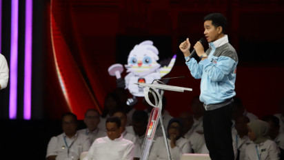 Singgung Masalah Lingkungan, Gibran Terang-terangan Sentil Cak Imin Gunakan Botol Plastik saat Debat Caawapres