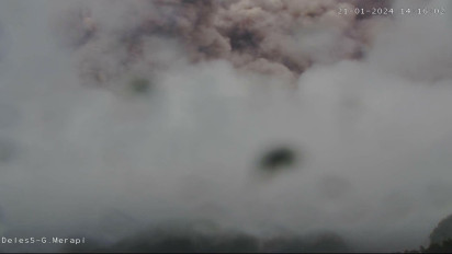 Awan Panas Gunung Merapi Pukul 14.12 WIB Ada Indikasi Eksplosif atau Klasifikasi Letusan