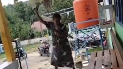 Viral Video Emak-Emak Ngamuk di Puskesmas Lohia di Muna Lantaran Honor Belum Dibayar