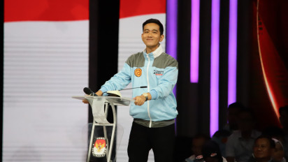 Sempat Gibran Dilaporkan ke Agensi D.O. EXO, Kini Disorot Pakai Pin One Piece dan Jaket Naruto, Netizen Bilang Begini...