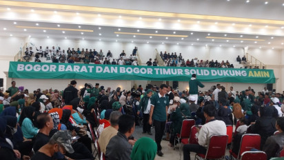 Ribuan Pendukung AMIN Padati Gedung SBS Premier Venue Bogor Sambut Kedatangan Cawapres Gus AMI