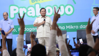Prabowo di Depan Tukang Bakso: Banyak Orang Pintar Omon-omon, Saya Sejak Kecil Tak Punya Apa-Apa