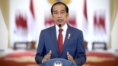 Viral Pose Salam Dua Jari dari Mobil Presiden saat di Salatiga, Presiden Jokowi Akhirnya Mau Jujur Semuanya, Ternyata...